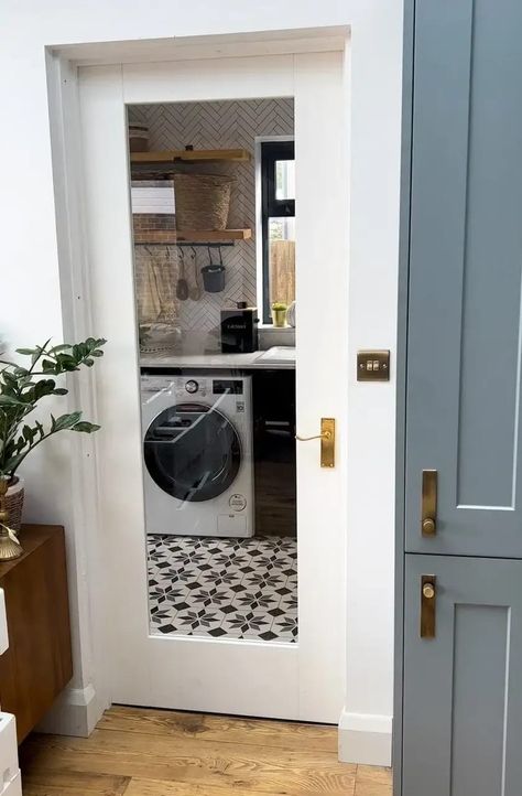 Instead of changing our utility door, I decided to upcyle it to hide all the mess that comes with a utility room! I used strip wood, anthracite grey paint and reeded glass film to produce a crittall style reeded glass door. #melaniejadedesign #doors #crittalldoors #diy Utility Room Door From Kitchen, Kitchen Utility Door Ideas, Utility Glass Door, Glass Utility Room Door, Kitchen To Laundry Room Door, Kitchen To Utility Room Door, Utility Room Door Ideas, Utility Door Ideas, Glass Laundry Door