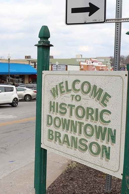 In Branson, visitors can have fun without spending a fortune to do so. Ready to save your wallet with our list of favorite free things to do in Branson? Branson, Missouri, offers visitors a swirl of exciting sights, shows, and scenery. #branson #missouri #vacation #ozarkmountains #ozarks #silverdollarcity #travel #tripster #downtown #historic #savemoney #free Shopping In Branson Mo, Branson Mo Things To Do, Free Things To Do In Branson Missouri, Branson Missouri Vacation Things To Do, Things To Do In Branson, Branson Missouri Vacation, Missouri Vacation, Indoor Things To Do, Branson Vacation