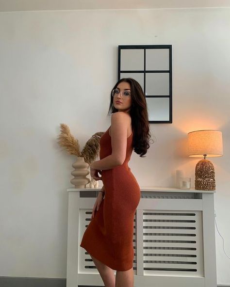 Darcy Jasmine | Fashion Influencer on Instagram: "@jjshouseofficial || AD🤍☁️ @elira_pragency 🤍 #gplclient #jjshouse #summerdress #browndress #burntorange #mididress #bodycondress #femalefashion #explorepage #discoverunder5k #beigeaesthetic #springfashion #fashioninfluencers #springstyle #springoutfits Explore page, fashion trends, summer dress, midi dress, bodycon, burnt orange, jjs house, female fashion, outfit of the day, fashion influencer, female fashion, content creator, Pinterest pic, Burnt Orange Dress Formal Bodycon, Burnt Orange Dress Casual Bodycon, Trendy Orange Bodycon Summer Dress, Orange Backless Sundress, Orange Backless Summer Dress, Orange Dress Summer, Beige Aesthetic, Brown Dress, Burnt Orange