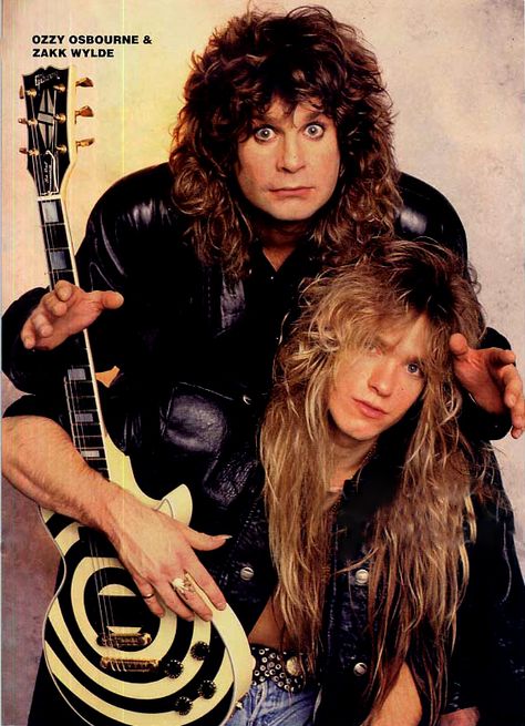 Ozzy Osbourne and Zakk Wylde. Ozzy Osbourne Black Sabbath, Zakk Wylde, Black Label Society, Metal T Shirts, Musica Rock, Heavy Metal Music, Mötley Crüe, Heavy Metal Bands, Rock Legends