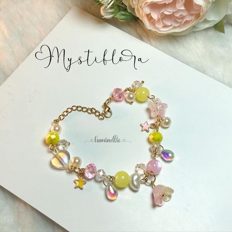 Twinkling Stars, Beaded Jewellery, Fairy Magic, Delicate Flowers, Enchanted Garden, The Fairy, Fancy Jewelry, Handmade Bracelet, Delicate Flower