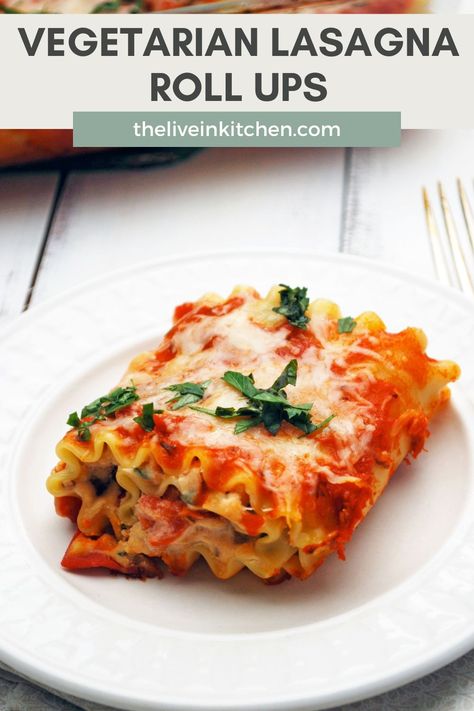 Vegetarian Lasagna Roll Ups, Lasagna Roll Ups, Lasagna Rollups, Lasagna Roll, Veggie Lasagna, Healthy Dinner Options, Vegetarian Lasagna, Classic Lasagna, Lasagna Rolls