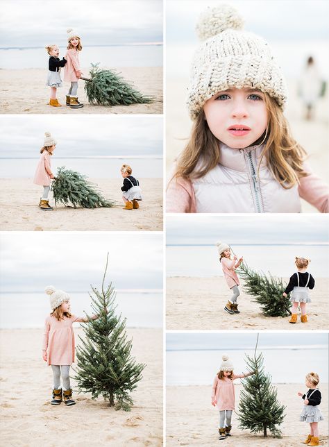 Xmas Family Photo Ideas, Beach Christmas Card Photo, Beach Christmas Pictures, Christmas Beach Photos, Sibling Christmas Pictures, Christmas Photoshoot Kids, Beach Christmas Card, Christmas Mini Shoot, Photo Ideas Beach