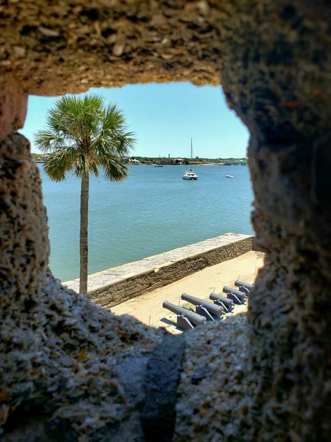 Castillo de San Marcos, St. Augustine Florida Photo by: Jennifer Michael St Augustine Florida Fort, Saint Augustine Aesthetic, St Augustine Florida Aesthetic, Emily Windsnap, Florida Gothic, Saint Augustine Florida, Dreamscape Architecture, Spanish Architecture, Dream College