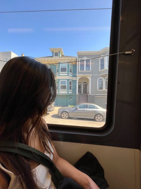 San Francisco Girl Aesthetic, San Fransisco Girl Aesthetic, San Francisco Aesthetic Girl, San Francisco Picture Ideas, San Francisco Aesthetic Outfits, San Francisco Street Style, San Francisco Aesthetic, San Francisco Pictures, Cali Summer