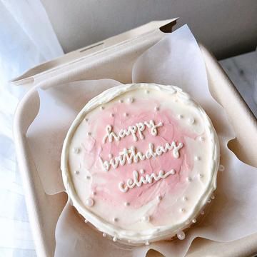 Desain Bento Cake Aesthetic, Kue Bento Cake Aesthetic, Cake Bento Design, Korean Bento Cake Aesthetic, Bento Cake Aesthetic, Petite Cakes, 16 Wishes, Petal Cake, Fondant Cake Designs