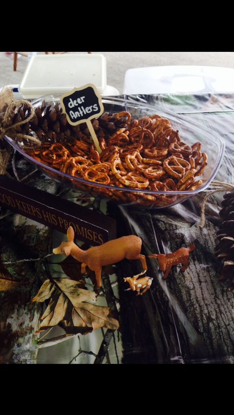 Deer snacks! Deer Camp Party Ideas, Deer Themed Party Food, Hunting Party Snacks, Deer Hunting First Birthday, Deer Themed Birthday Party Food Ideas, Hunting Birthday Party Food Ideas, 3rd Birthday Hunting Theme, 30th Birthday Hunting Theme, Deer Themed Food Ideas