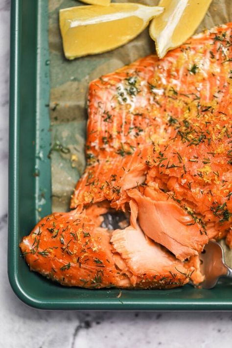 Flaky Oven-Baked Salmon with Lemon & Dill - Well Seasoned Studio Salmon With Lemon And Dill, Salmon With Dill, Salmon Recipes Oven, Lemon Dill Salmon, Baked Salmon Lemon, Oven Salmon, Fish Meals, Salmon With Lemon, Dried Lemon Peel