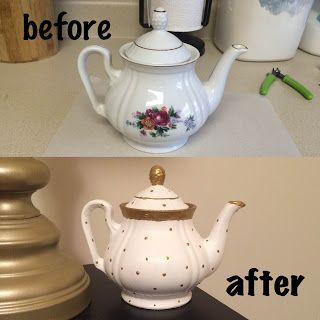 Pottery Painting Ideas Teapot, Decorating With Teapots, Landscaping Decorations, Shabby Chic Teapots, Teapot Garden, Old Tea Pots, Wonderland Crafts, Teapot Art, Teapot Crafts