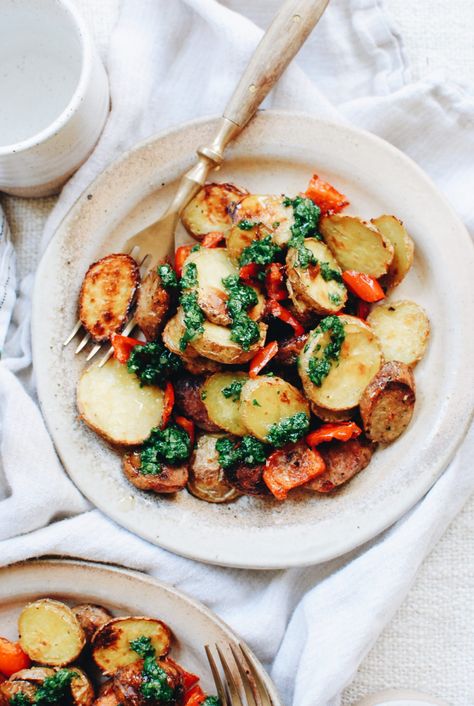 Sausages And Peppers, Herbed Couscous, Dinner With Potatoes, Peppers And Potatoes, Potatoes Chicken, Chicken Sausages, Sheet Pan Suppers, Pan Dinners, Sausage And Peppers