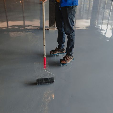 Best Garage Floor Paint Options to Know About Best Garage Floor Paint, Best Garage Floor Coating, Epoxy Floor Paint, Floor Paint Colors, Garage Boden, Concrete Garage, Garage Floor Paint, Garage Floor Coatings, Acid Stained Concrete