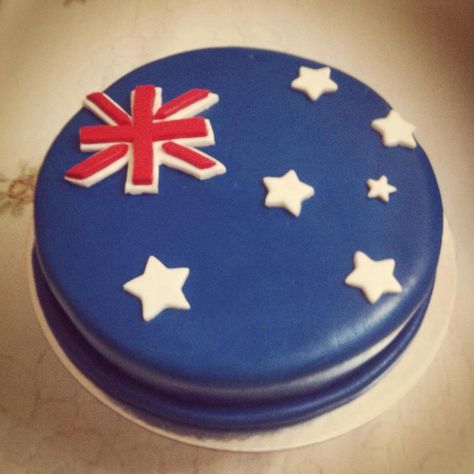 Australia Day Cake Australia Day Cake Ideas, Australia Day Desserts, Australia Day Platter, Bon Voyage Cake Australia, Flag Cake Recipe, Australia Cake, Australia Day Celebrations, Aus Day, Kids Party Crafts