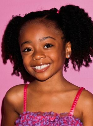 Skia Zuri From Jessie, Ski Jackson, Black Celebrity News, Skai Jackson, Young Celebrities, Disney Channel Stars, Girl Haircuts, Celebrity Kids, Kids Hairstyles