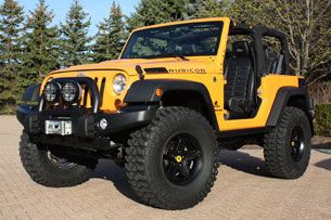 Four Door Jeep, Yellow Jeep Wrangler, Two Door Jeep Wrangler, Porsche Girl, Off Road Jeep, Yellow Jeep, Jeep Wrangler Lifted, 2012 Jeep Wrangler, Pink Jeep