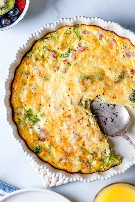 Weight Watchers Crustless Quiche, Weight Watchers Quiche Recipes, Weight Watchers Ham Recipes, Weight Watchers Quiche, Crustless Quiche Recipes, December Meals, Steak Broccoli, Ham Steak, Ham And Cheese Quiche