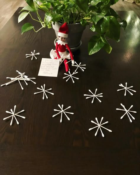 Elf On The Shelf Snowflakes, Cute Elf On The Shelf Outfit Ideas, Making Snowflakes, Easy Elf On The Shelf, Shelf Elf, Easy Elf, Let The Fun Begin, Q Tip, Elf On The Shelf Ideas