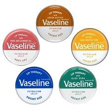 Vaseline Lip Balm, Vaseline Uses, Vaseline Beauty Tips, Vaseline Petroleum Jelly, Lip Salve, Vaseline Lip Therapy, Lip Therapy, Vaseline Lip, Overnight Beauty