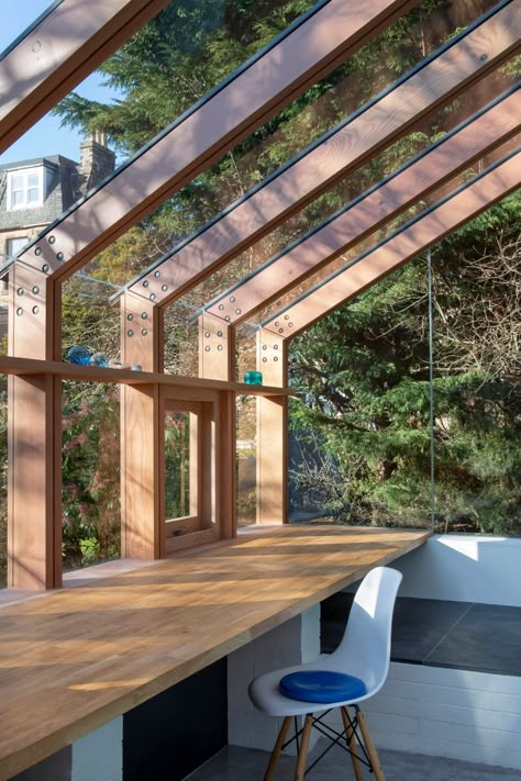 Glass writer's studio creates "sense of being almost outdoors" Victorian Villa, Glass House Design, Timber Roof, House Design Ideas, Home Greenhouse, Masonry Wall, Glass Roof, Garden Studio, Glass House