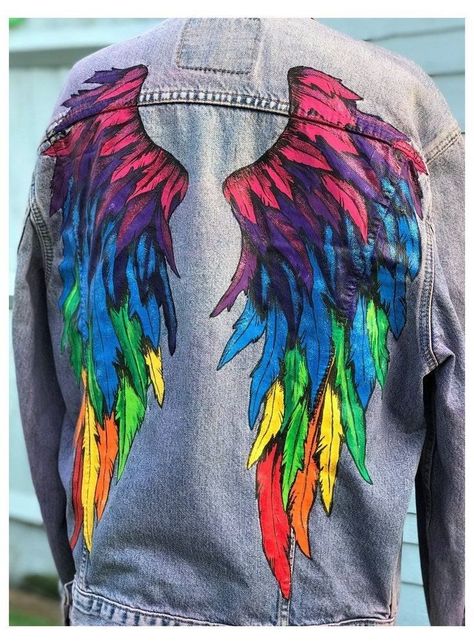 Denim Jacket Diy Paint, Hand Painted Jean Jacket, Angel Jeans, Painted Jean Jacket, Rainbow Wings, Diy Denim Jacket, Painted Clothes Diy, Custom Denim Jacket, Demin Jacket