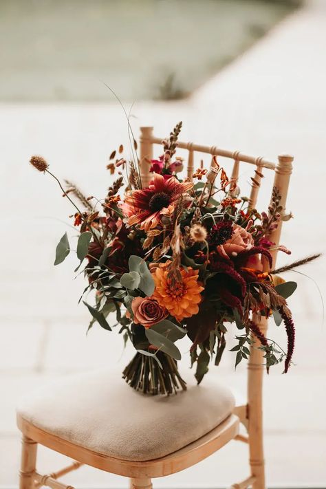 Glencoe Elopement, Fall Wedding Tables, Autumnal Wedding, Wedding Autumn, Orange Wedding Flowers, Autumn Tones, Flowers Orange, November Wedding, Wedding Court