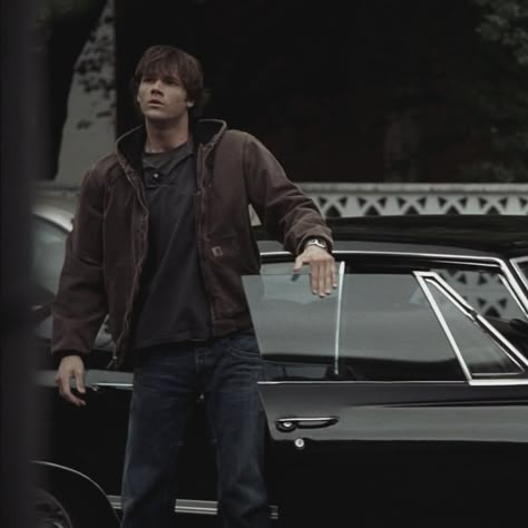 Dean Winchester Aesthetic Outfit, Supernatural Aesthetic Outfit, Sam Winchester Outfit, Dean Winchester Outfit, Sam Winchester Aesthetic, Young Sam Winchester, Soulless Sam, Supernatural Outfits, Sammy Winchester