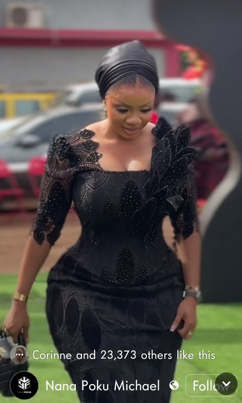 Black Asoebi Lace Styles, Serwaa Amihere Dresses, Lace Kaba, Serwaa Amihere, Kente Designs, African Aesthetic, Different Sleeves Style, Aso Ebi Lace Styles, Bubu Gown Styles