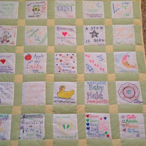 Baby shower idea. Have your guest design a quilt square using fabric markers and then make it into a keepsake quilt. Personalized Quilt Squares Ideas, Baby Shower Quilt Squares, Best Baby Boy Gifts, Summer Sisters, Keepsake Quilt, Book Shower, Quilt Pattern Book, Memory Quilts, Baby Shower Crafts