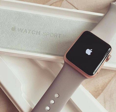 Fone Apple, Apple Watch Fashion, Rose Gold Apple Watch, Casing Iphone, Gold Apple Watch, Apple Technology, Apple Watch Sport, Apple Watch Series 2, Gold Apple