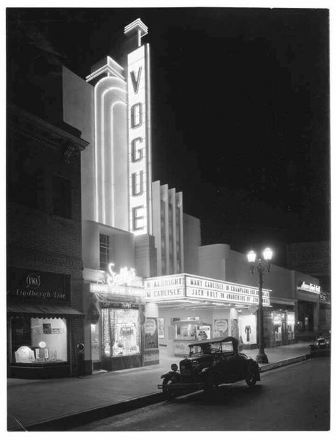 Vogue Theatre Hollywood California Cinema Marquee, Theater Marquee, Art Deco Theater, Los Angeles Hollywood, Vintage Theatre, South Gate, Old Movie, Hollywood Boulevard, Art Deco Buildings