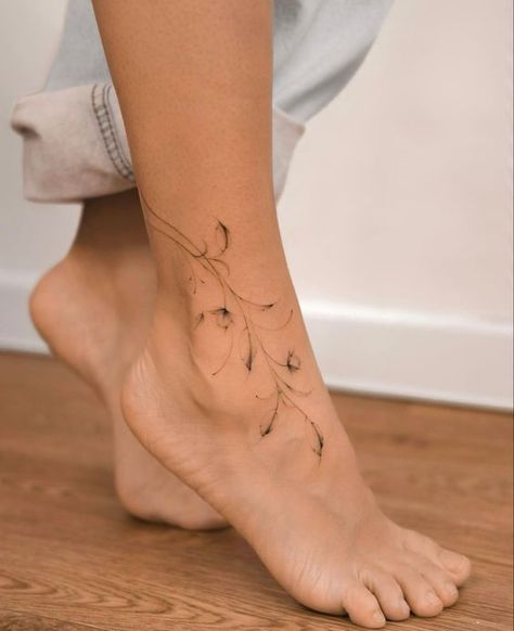 #tattoos #coupletattoos #tattoosideas #fullbodytattoos #tattoosfashions #CoolTattoos #TattooArt #InkMaster #TattooLovers #InkInspiration Leg Tattoo Simple, Ornamental Ankle Tattoo, Flower Tattoo Spine, Ankle Flower Tattoo, Tattoo Ideas Hand, Tattoo Ideas Men, Match Tattoo, Tattoo Back Tattoo, Women Tattoo Ideas