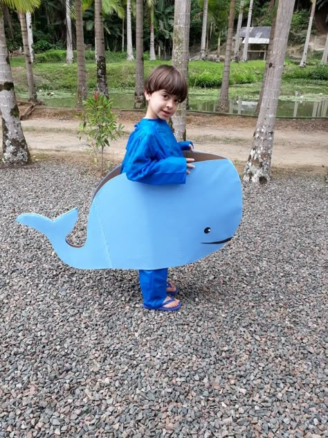 Whale Halloween Costume, Dolphin Diy Costume, Whale Costume Diy, Diy Dolphin Costume, Freehand Crochet, Whale Costume, Dolphin Costume, Crochet Halloween Costume, Classic 80s Movies