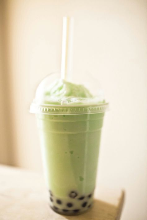 Honeydew Boba, Couples Stuff, Mint Mojito, Shark Bait, Boba Drink, Cake Pop Recipe, Blur Photo, Boba Tea, Bubble Tea