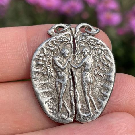 Adam And Eve Apple, Apple Gifts, Adam And Eve, Funky Jewelry, Victorian Jewelry, Jewelry Inspo, Estate Jewelry, Vintage Sterling Silver, Silver Pendant