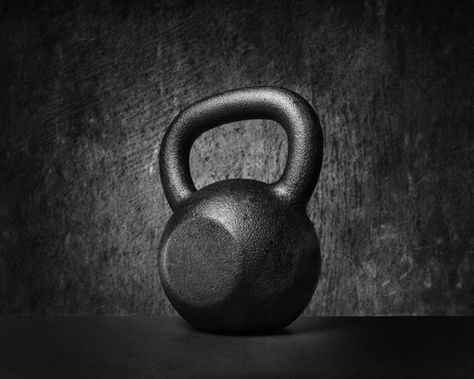 Kettlebell Exercises for Chest- KB Squeeze Press Exercises For Runners, Kettlebell Benefits, Kettlebell Challenge, Kettlebell Cardio, Kettlebell Circuit, Full Body Training, Kettlebell Exercises, Pectoral Muscles, Advanced Workout