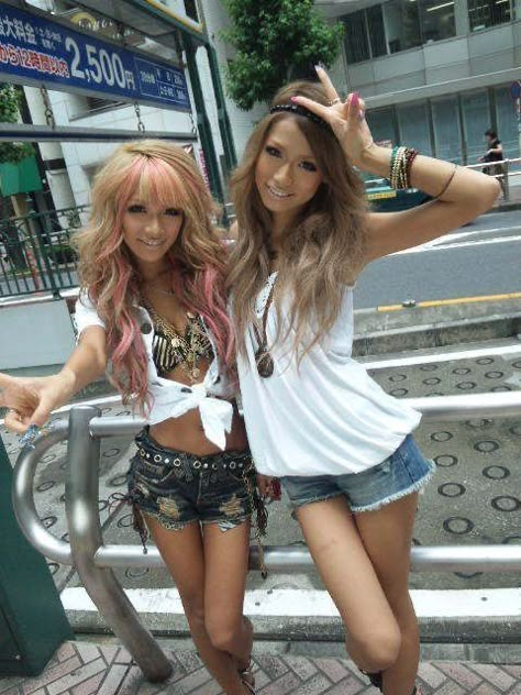 Functional Outfits, Japanese Fashion Trends, Gyaru Aesthetic, Agejo Gyaru, Gyaru Fashion, 2000s Fashion Outfits, Foto Ideas Instagram, J Fashion, Harajuku Fashion