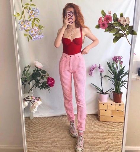 Pink Pants, Mode Inspo, Moda Vintage, Mode Inspiration, Monokini, Retro Outfits, Aesthetic Outfits, Outfits Casuales, Ootd Fashion