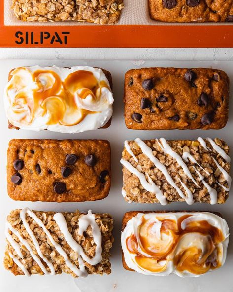 Pumpkin Mini Loaf Cakes — Style Sweet Pumpkin Cream Cheese Mini Loaf, Mini Pumpkin Loaf, Mini Loaf Pan Recipes, Mini Loaf Cakes, Loaf Cake Recipes, Pumpkin Loaf, Mini Torte, Loaf Cakes, Caramel Cream