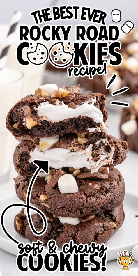 These rocky road cookies offer a chewy texture and feature the classic trio of gooey marshmallows, crunchy nuts, and rich, luxurious chocolate. Chocolate Crisp, Rocky Road Cookies, I Lost 100 Pounds, Christmas Cookie Recipes Holiday, Luxurious Chocolate, Easter Food Appetizers, Healthy Food Habits, Healthy Food Menu, Healthy Food Guide