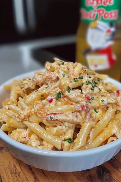 Cajun Crab Pasta Crab Ragu Recipe, Garlic Butter Crab Pasta, Pasta Dishes With Crab, Lump Crab Meat Pasta Recipes, Seafood Pasta Shells, Imitated Crab Pasta Recipes, Lump Crab Pasta Recipes, Pasta With Crab Meat Recipes, Seafood Pasta Recipes Crab Meat