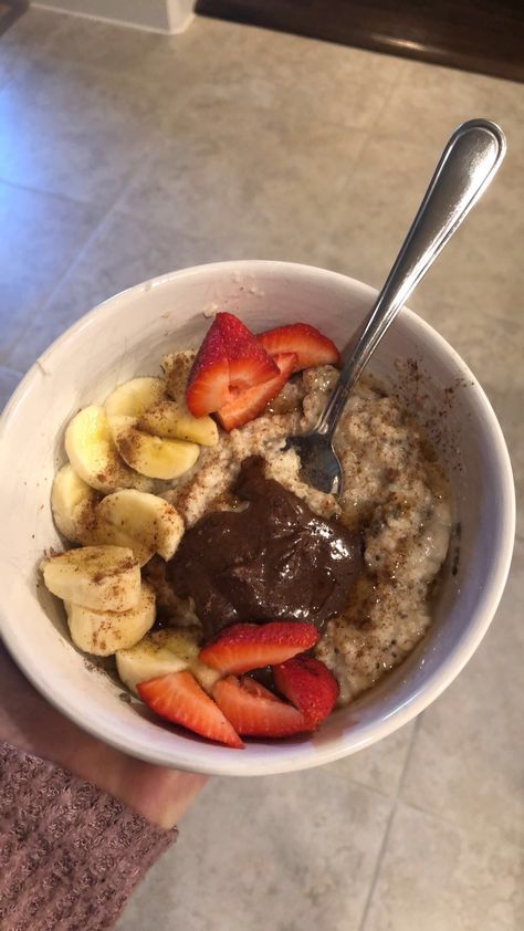 Quaker Oats, Instant Oats, Chocolate Oats, Oats Quaker, Banana Chocolate, Strawberry Banana, Chocolate Banana, Acai Bowl, Oats