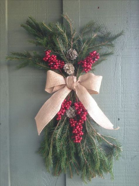 Christmas Tree Inspiration Rustic, Christmas Tree Trimming, Christmas Tree Red, Christmas Tree Lots, Dollar Tree Christmas Decor, Christmas Branches, Tree Inspiration, Christmas Swag, Christmas Tree Branches