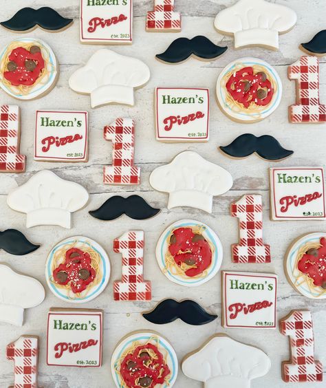 Ratatouille Birthday Party, Italian Coffee Shop, Pizza Party Themes, Kids Pizza Party, Birthday Pizza, Kids Pizza, Pasta Party, First Birthday Cookies, Italian Party