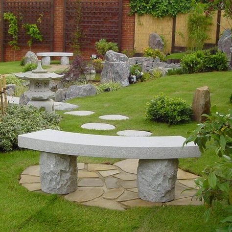 Stone ornaments, standing stones and plants for Japanese gardens Silver Grey Granite, Granite Bench, Beige Granite, Stone Garden Bench, Japanese Style Garden, Pallet Garden Furniture, Garden Obelisk, Stone Walkway, Stone Bench