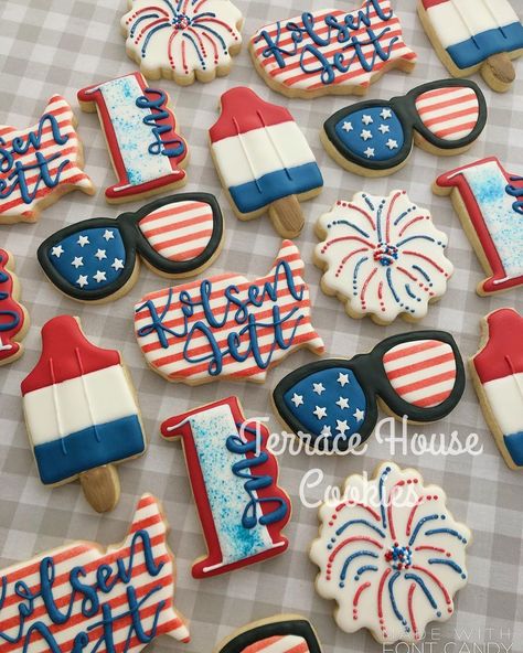 Firecracker Birthday, Labor Day Birthday Party Kids, Memorial Day 1st Birthday Party, Firework First Birthday Party, Fireworks First Birthday, 1st Birthday Fireworks Theme, America Themed Birthday Party, July Birthday Themes, Usa Birthday Party