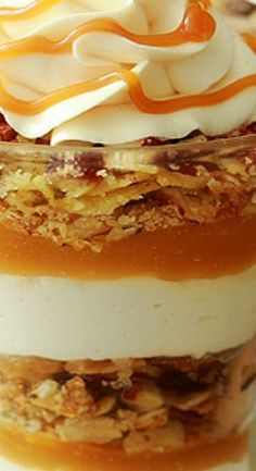 Caramel Apple Trifles Caramel Apple Trifle, Caramel Mousse, Dessert Cups Recipes, Dessert Mini, Dessert Shooters, Dessert Parfait, Seasonal Desserts, Trifle Desserts, Individual Desserts