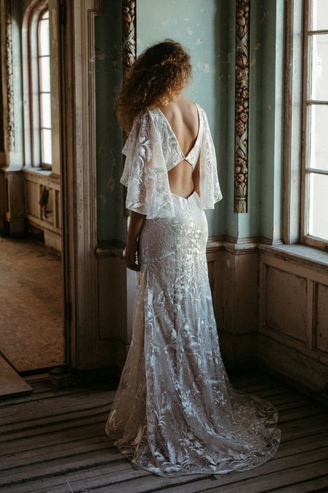 Online — Elizabeth Dye Anthropologie Bridal Gowns, Fall Boho Wedding Dress, Mexican Style Wedding Dress, Eclectic Wedding Dress, 70s Bride, Desert Wedding Dress, Courthouse Ceremony, V Neck Gown, Girls Attire