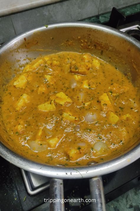 Paneer Do Pyaza (Dhaba Style) Sahi Paneer Recipe, Sahi Paneer, Indian Vegetarian Dishes, Indian Meal, Paneer Recipe, Fenugreek Leaves, Paneer Recipes, Coriander Powder, Cooking For One