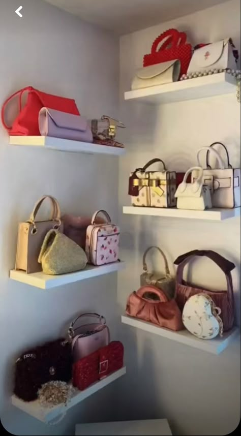 Shoe And Purse Closet Shelves, Bag Display Ideas Small Bedroom, Shoe And Purse Display Bedroom, Shoe Shelves Bedroom, Purse Organization Wall Shelf, Purse Closet Aesthetic, Shelf For Purses Handbag Storage, Cute Purse Storage Ideas, Handbags Display Ideas