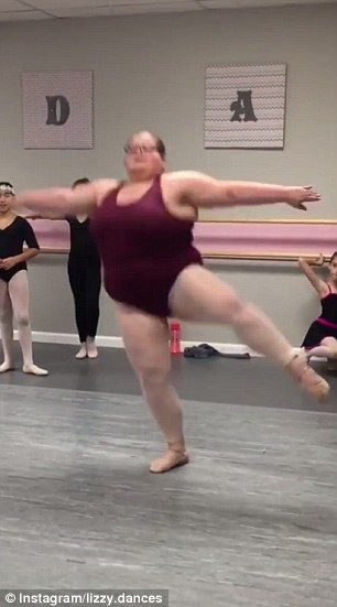 Plus-size ballerina becomes online star after footage of the teen goes viral Plus Size Ballerina, 1st Marriage Anniversary Wishes, Fouette Turns, Dance Clips, Ballet Dance Photography, Dance Technique, Types Of Dancing, Chubby Babies, Footless Tights