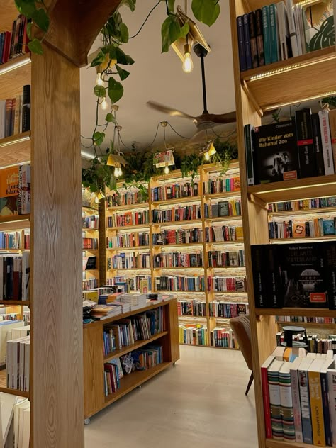 #books #bookstoreaesthetic #cafe #coffee #coffeeshop #berlin #aesthetic Bookstore And Coffee Shop Aesthetic, Book Store With Cafe, Bookstore Ideas Creative, Book Cafe Aesthetic Korean, Small Bookstore Interior, Bookstore Cafe Flower Shop, Cute Bookstore Aesthetic, Book Shop Interior, Book Cafe Interior Design